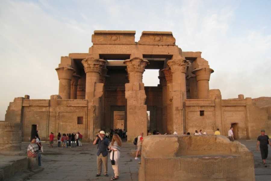 Kom Ombo & Edfu