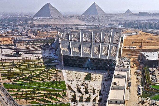 Giza Pyramids, Sphinx & Grand Egyptian Museum