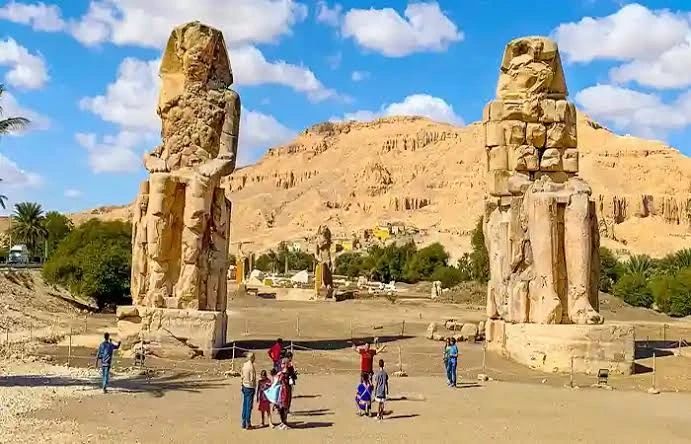Luxor West Bank – Valley of the Kings, Hatshepsut Temple & Colossi of Memnon – Return to Cairo