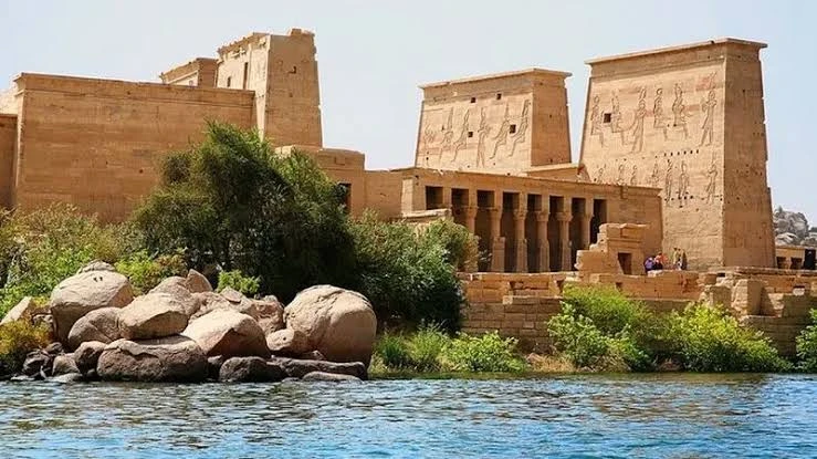 Philae Temple & Aswan High Dam – Sleeper Train to Cairo